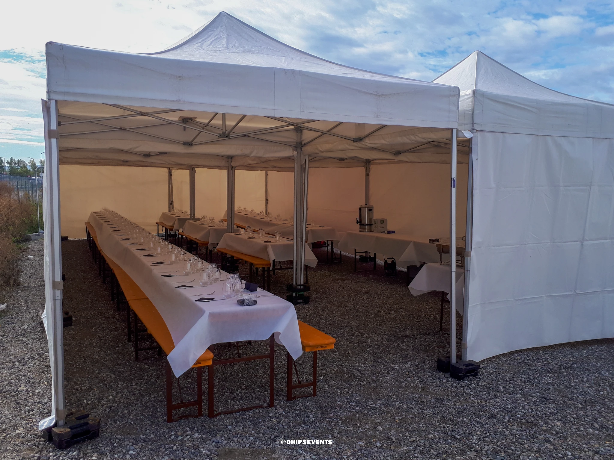 Location d'un chapiteau tonnelle 3x6 m