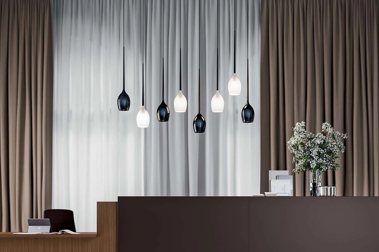 Luminaires professionnels – Ambiance & efficacité par Cognet Agencement