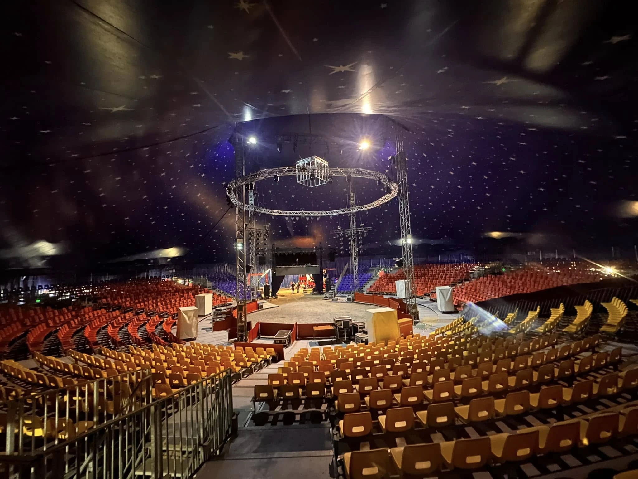 Location de scène modulable professionnelle partout en France – LMS