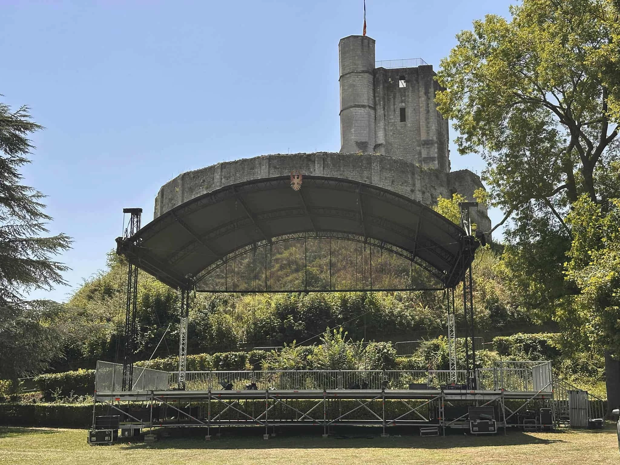 Location de scène Arc Roof professionnelle partout en France – LMS
