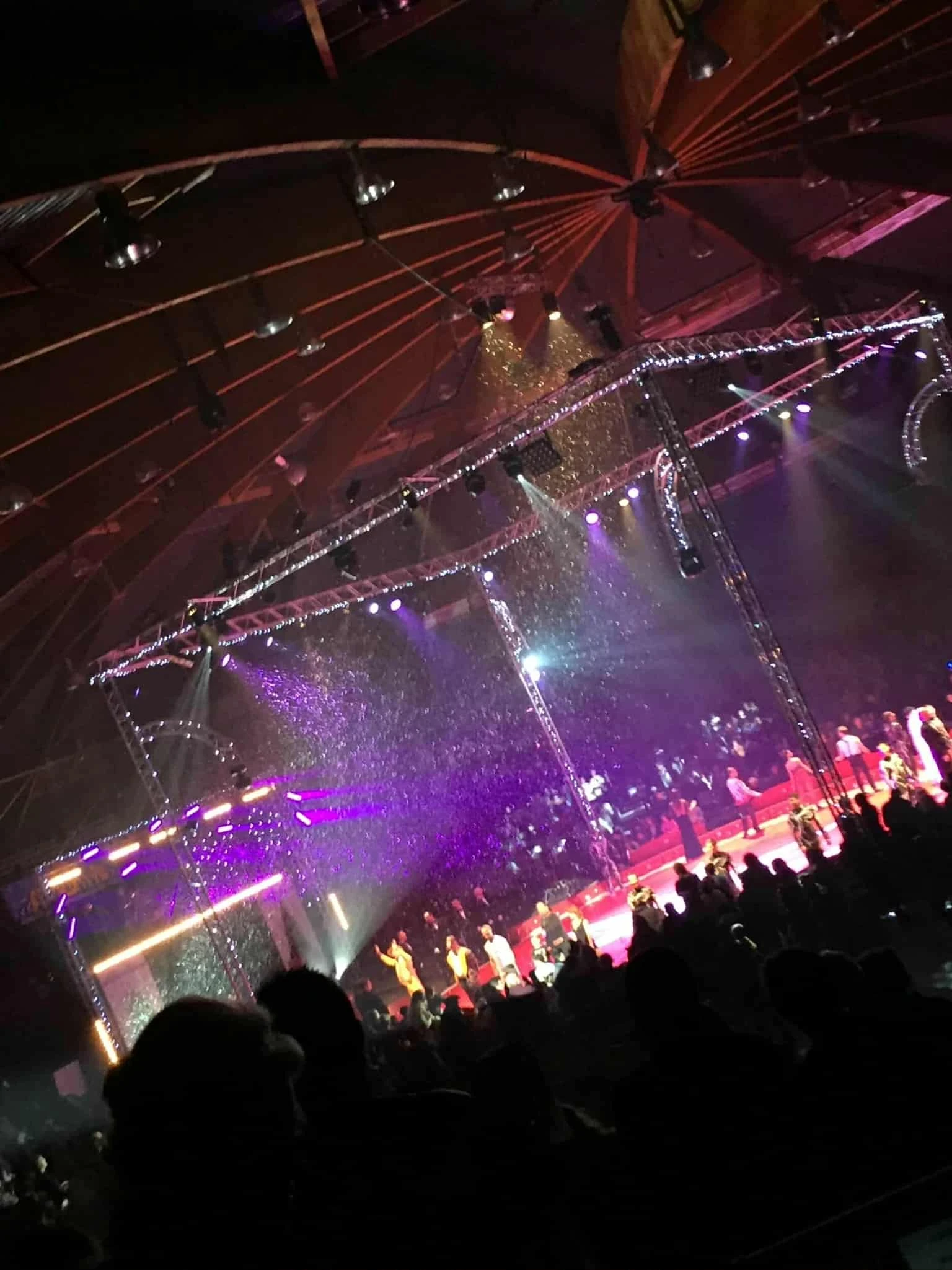 Location de structures scéniques professionnelles partout en France – LMS