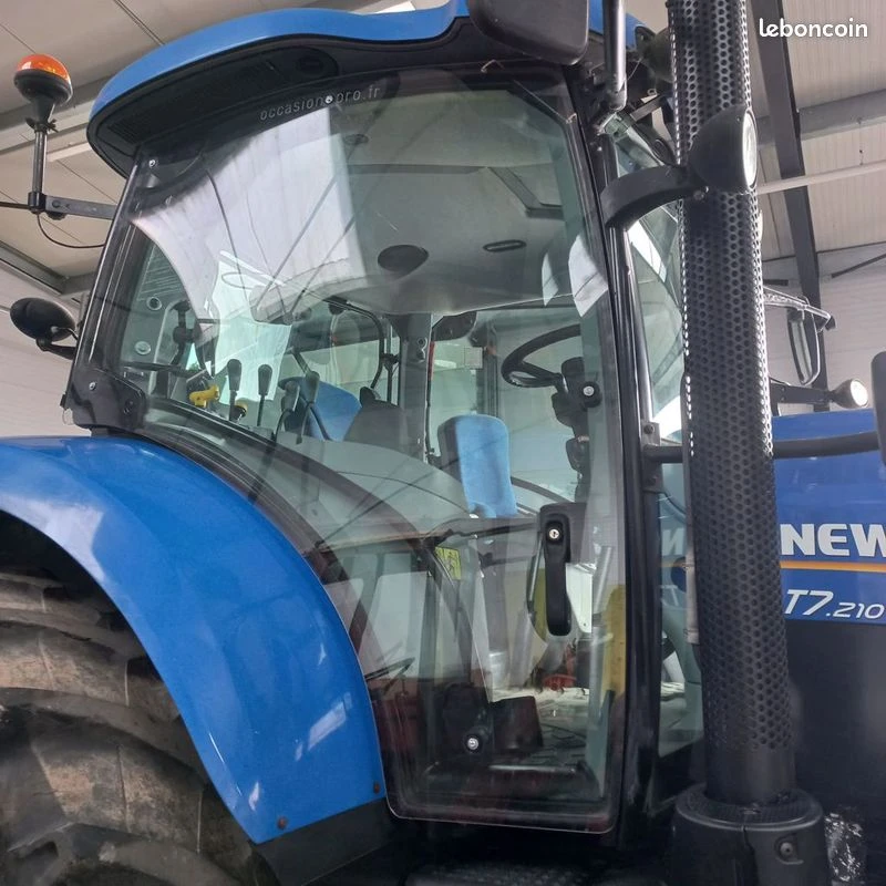 Remplacement de pare-brise tracteurs et engins agricoles à Caudry – 1001 Pare-Brise