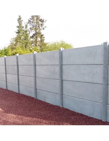 Pose de clôtures rigides avec poteaux et plaques béton dans l’Aisne et en Nord Picardie