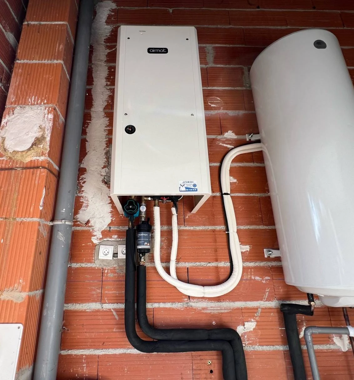 Installation d'une Pompe à Chaleur air-eau - Airmat 🇫🇷