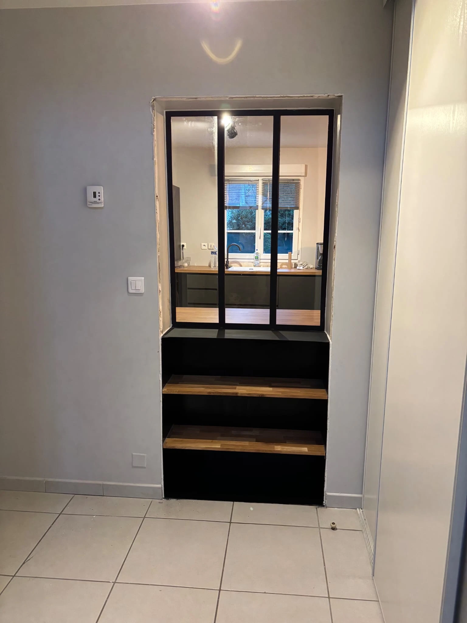 Mobilier design en acier sur mesure – ASM à Villers-Cotterêts