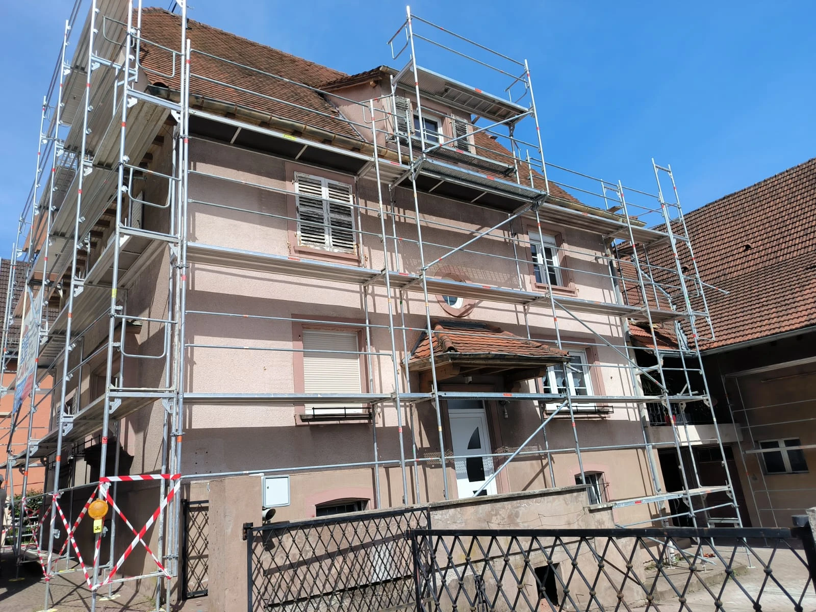 CHANTIER RAVALEMENT DE FACADE OBERBRONN, NIEDERBRONN-LES-BAINS, GUMBERTSHAUSEN, OFFWILLER