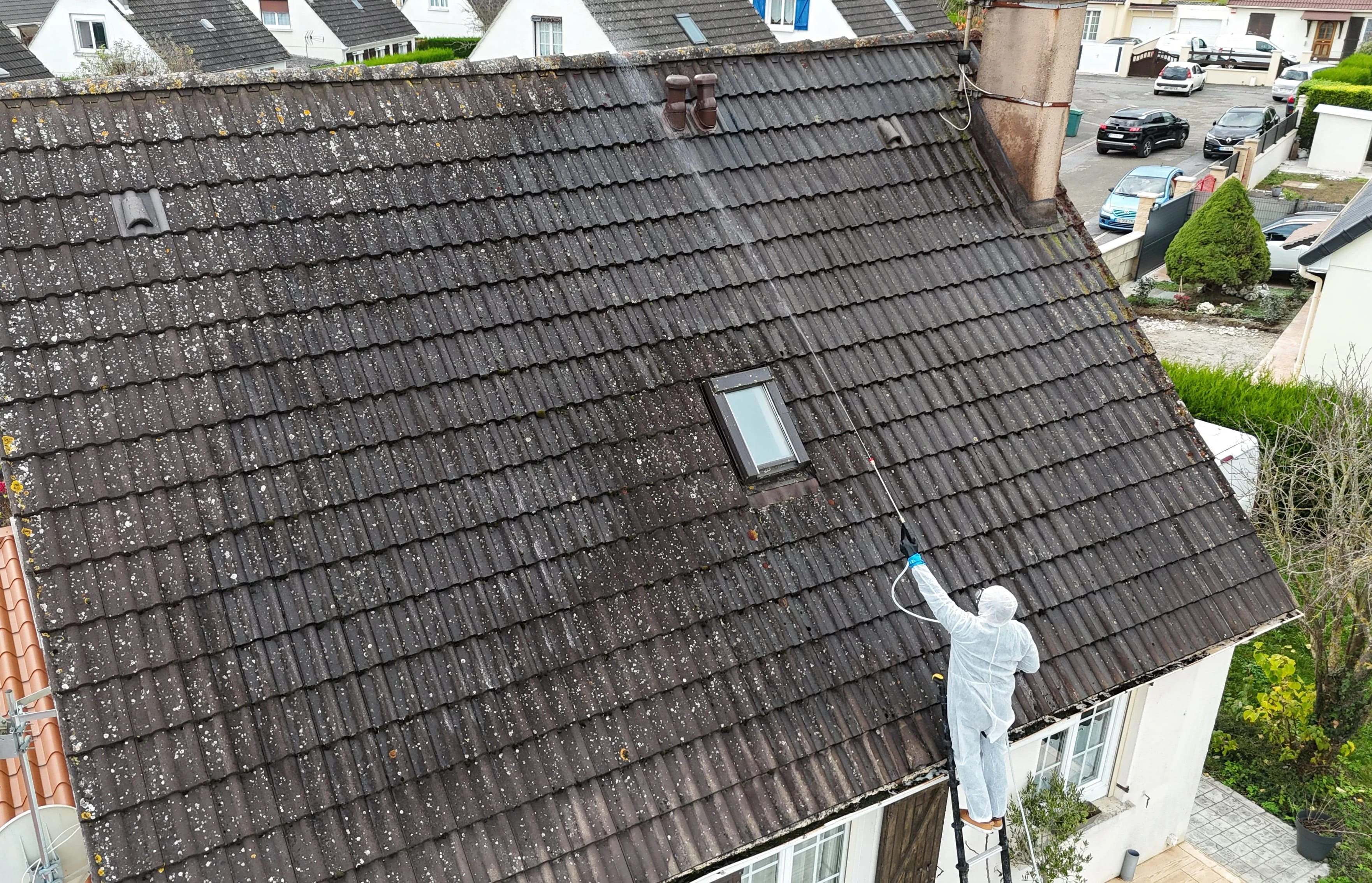 Particulier - Nettoyage de toiture supérieur à 120 m² – Somme, Oise et Aisne