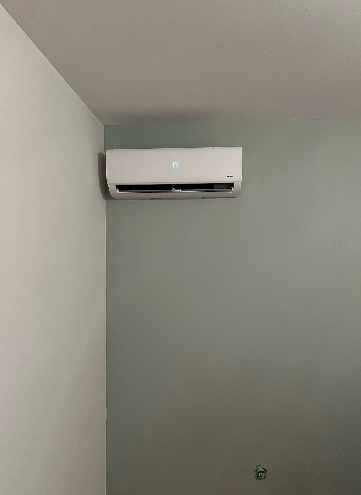 Installation d'un Pompe à Chaleur air-air mono-split (climatisation réversible)