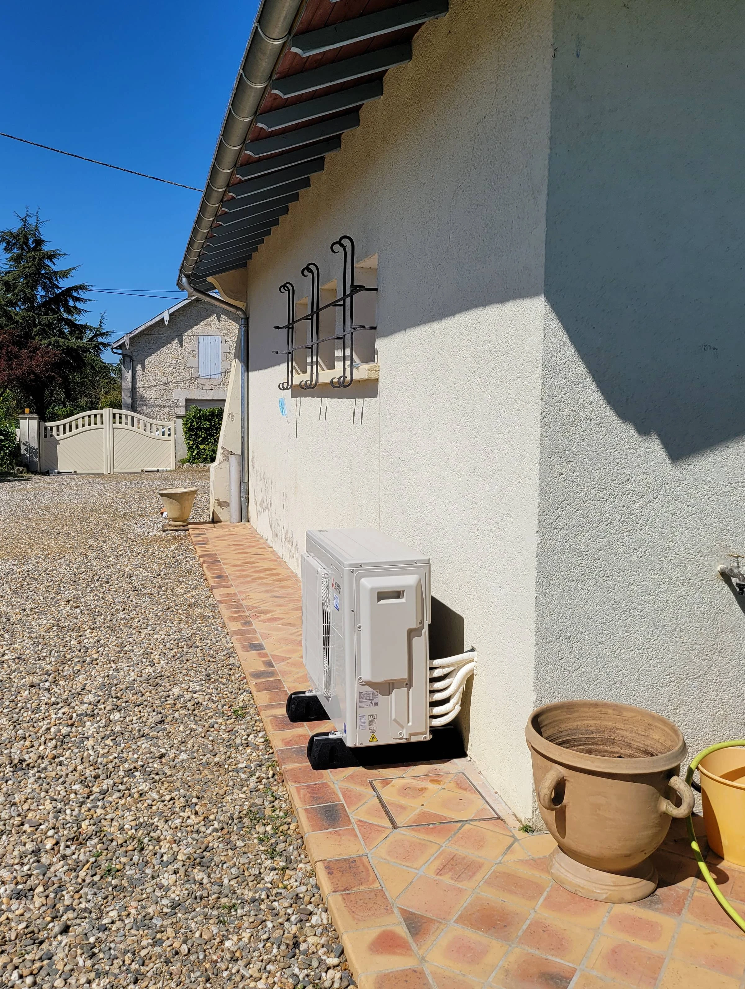 Installation d'une Pompe à Chaleur air-air multi-split (climatisation réversible)