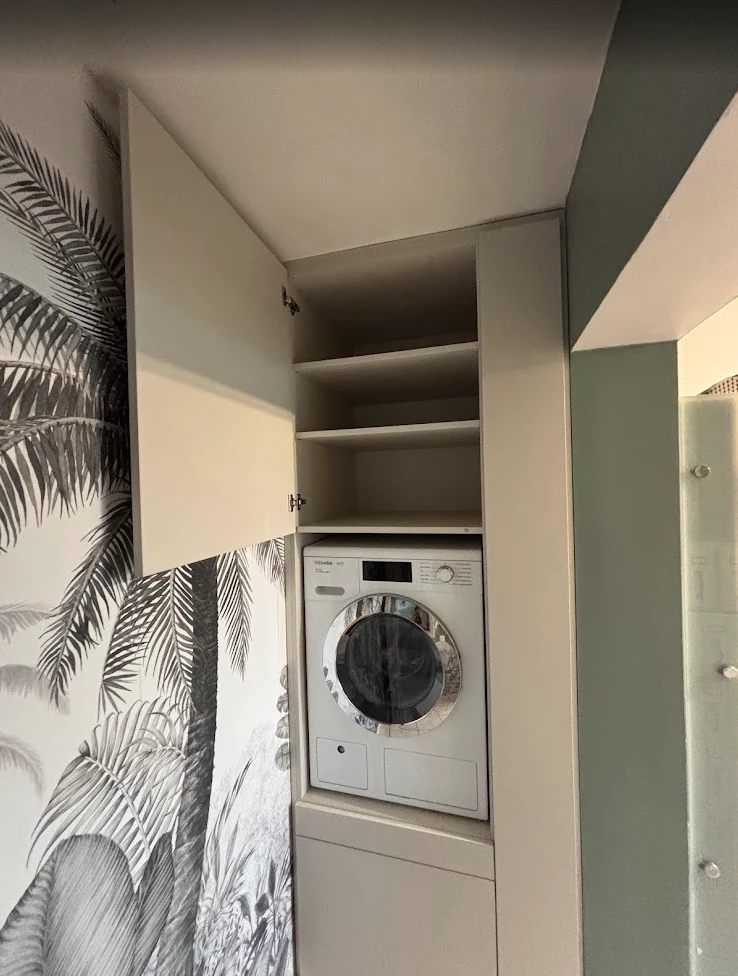 Buanderie sur-mesure avec rangements