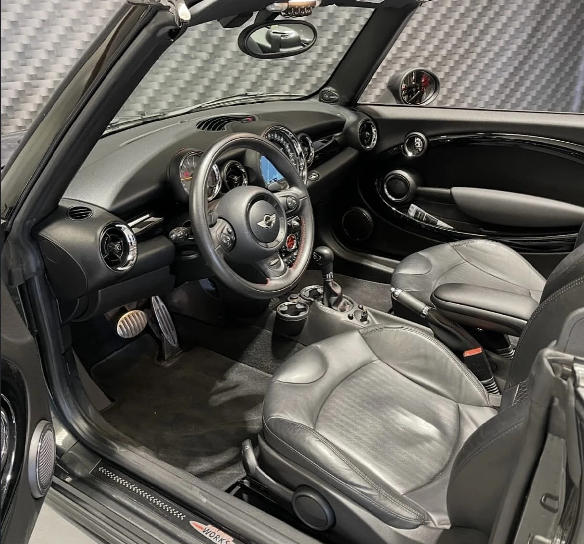 Mini Cabriolet JCW (R57) 1.6 211 BVA Harman Kardon / Xénon / Navigation