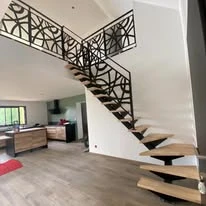ESCALIERS METAL & BOIS SUR MESURE