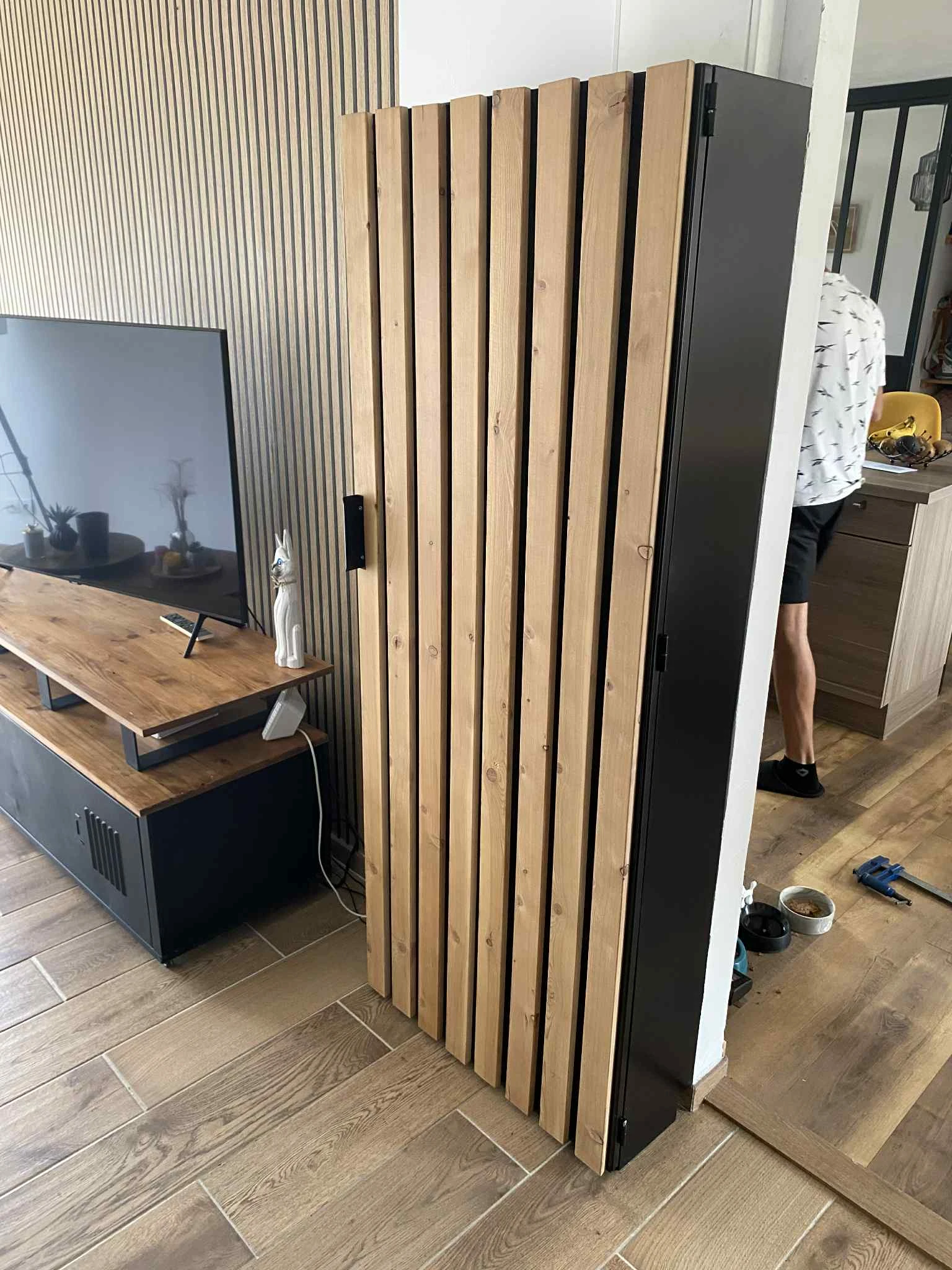 Mobilier Acier & Bois – L’alliance du style et de la durabilité