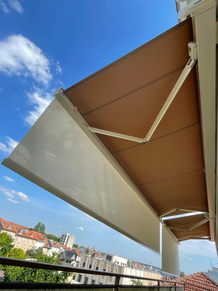 Store de terrasse (banne) de la marque Franciaflex