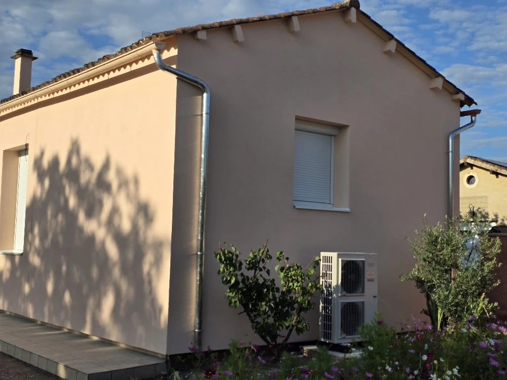 Isolation des murs par l'extérieur en polystyrène