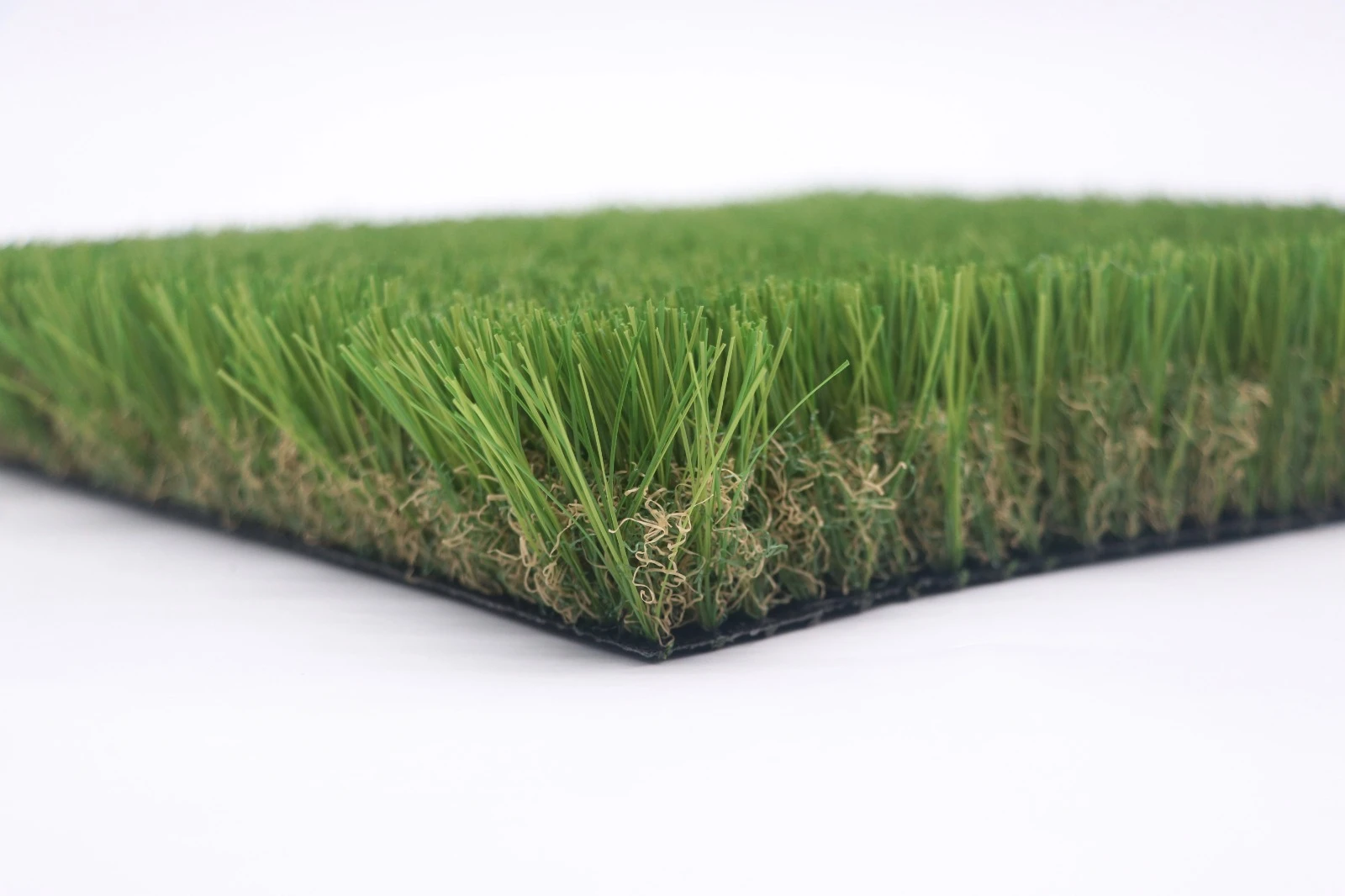 Gazon synthetique jardin 45mm PORTICCIO realiste et doux en stock