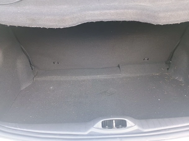 PEUGEOT 208 LIKE 10I 75 CH