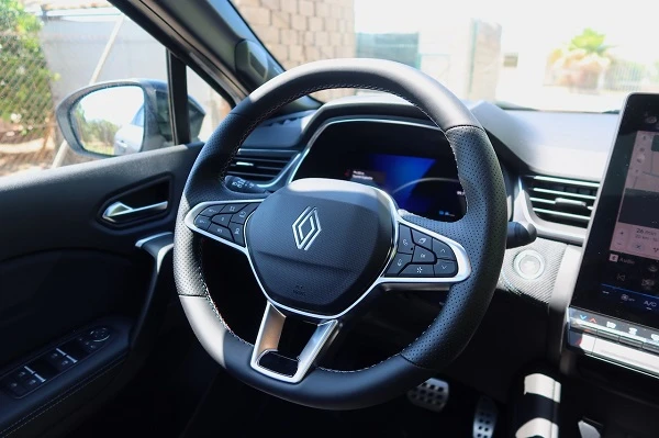 RENAULT SYMBIOZ 140 CH FULL HYBRD "ESPRIT ALPINE"