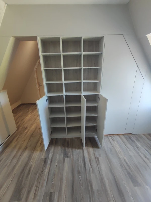 Dressing sur mesure sous rampant