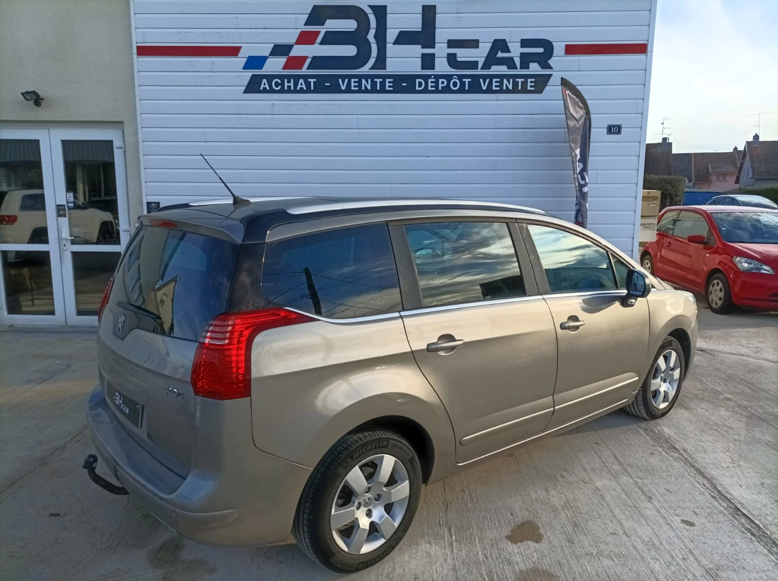 Peugeot 5008 1.6 HDI 112CH ACTIVE TOIT PANORAMIQUE