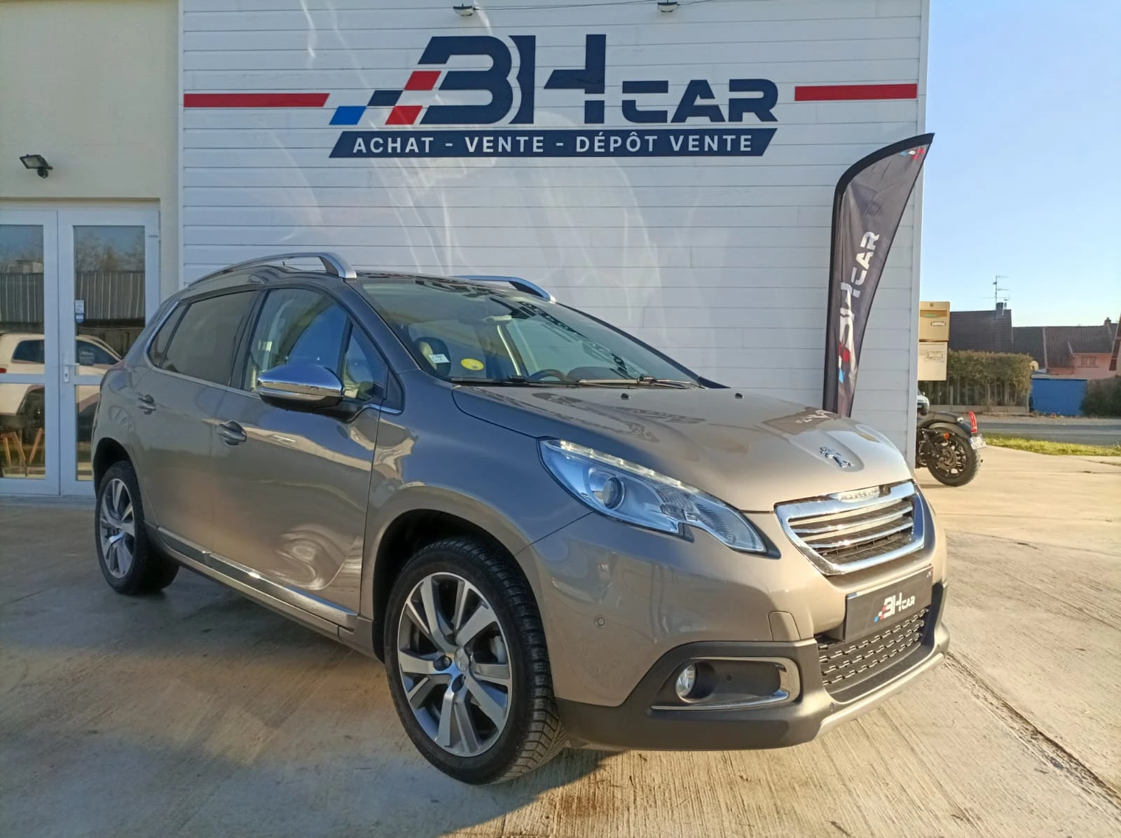 Peugeot 2008 1.6 E-HDI 92CH FELINE CUIVRE