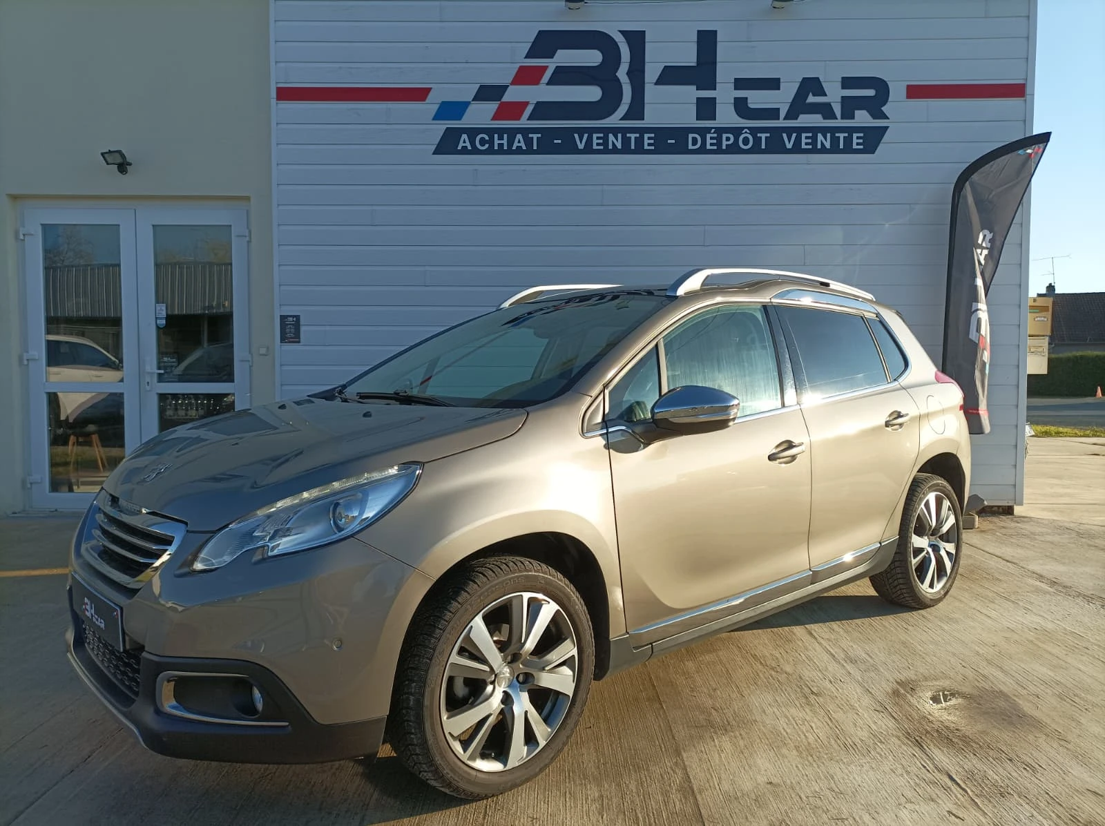Peugeot 2008 1.6 E-HDI 92CH FELINE CUIVRE