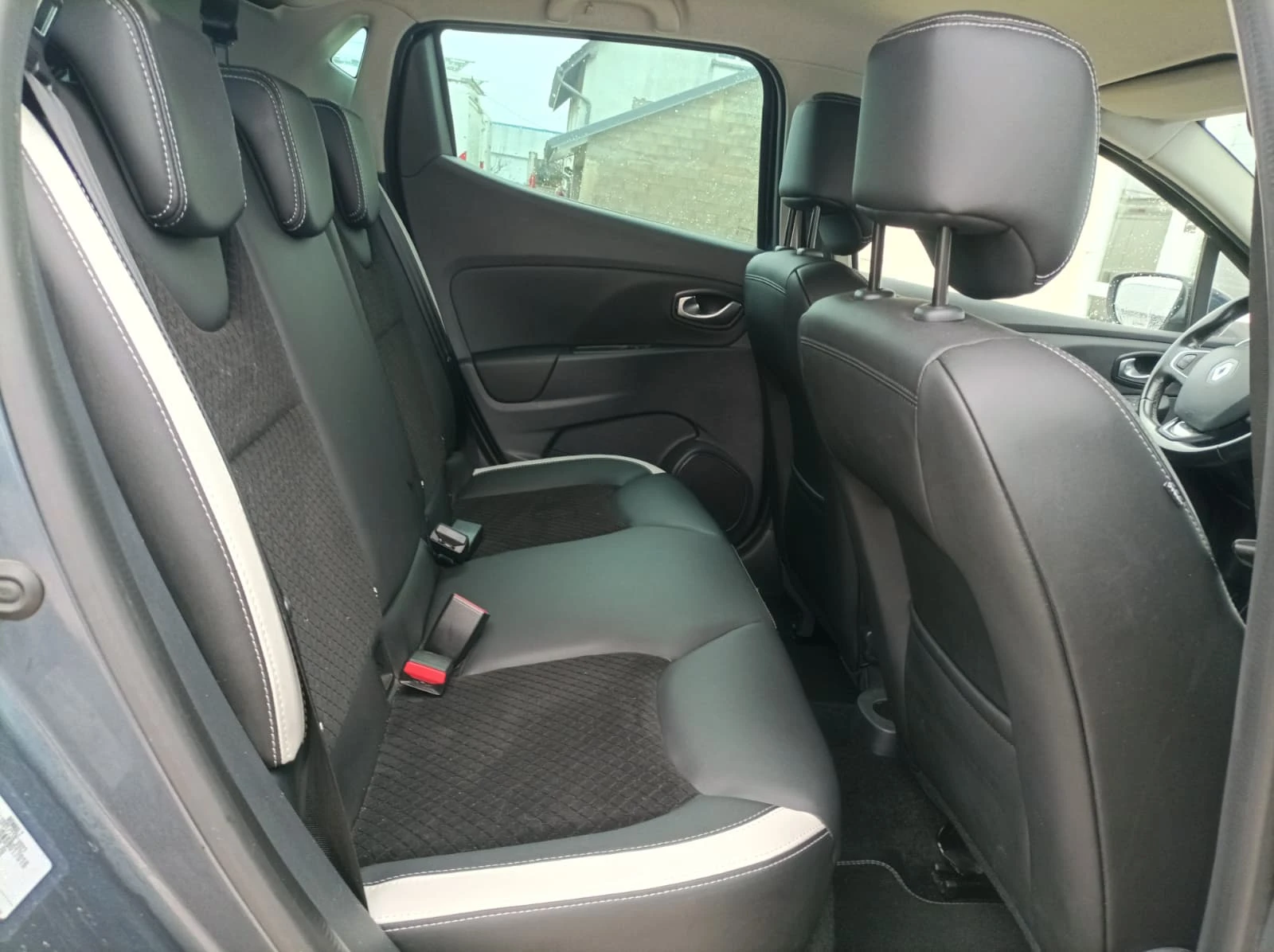 Renault Clio 4 1.5 DCI 90CH ENERGY STEEL