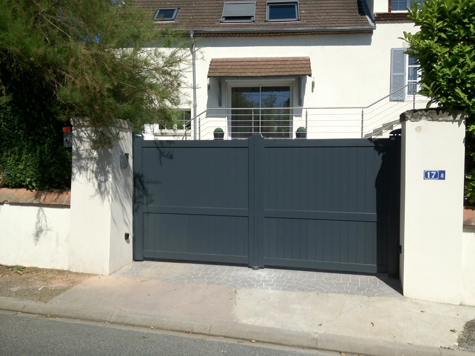 Portail en aluminium