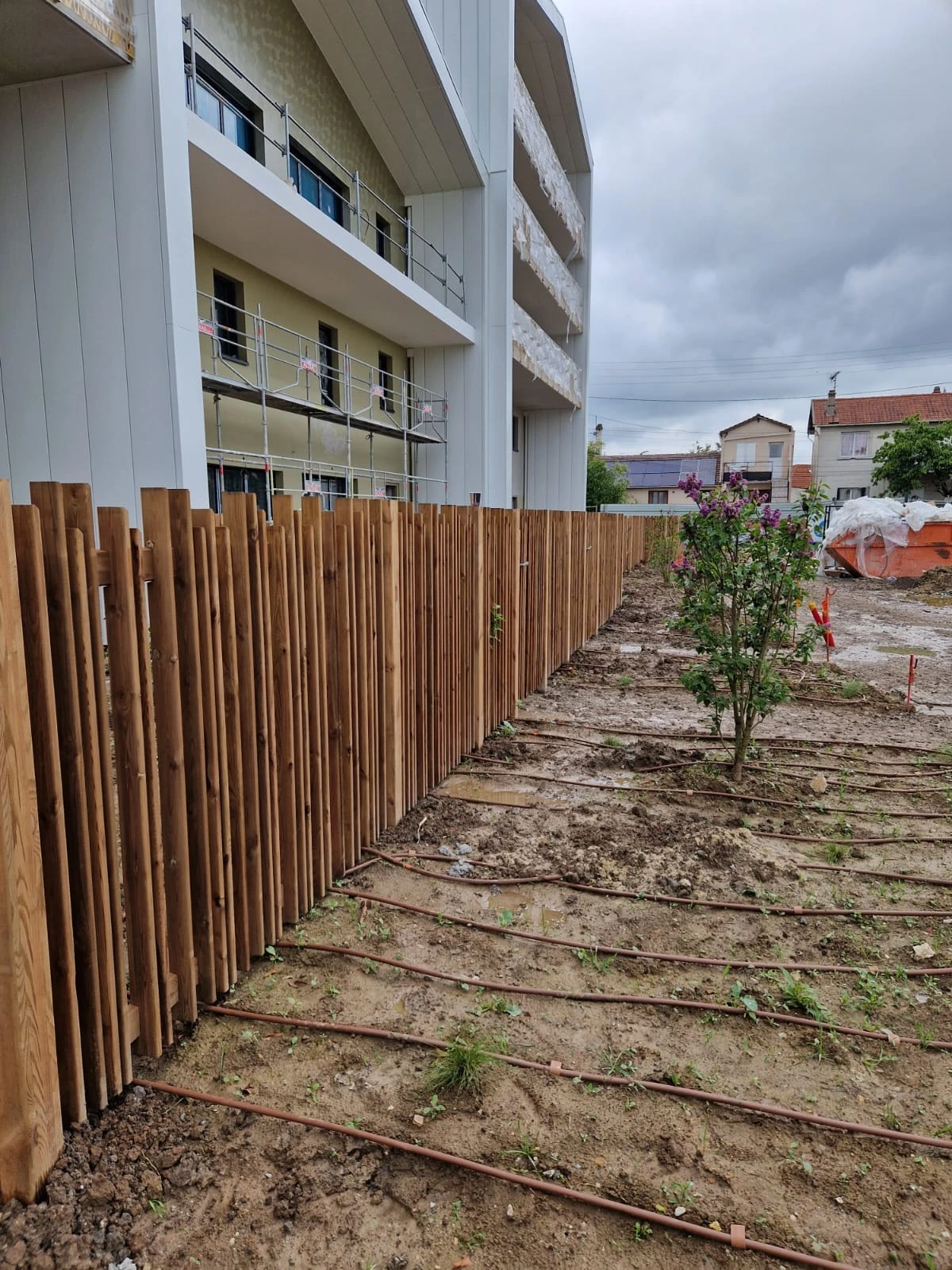 Installation de clôtures pour particuliers, professionnels et collectivités – PRO PAYSAGE