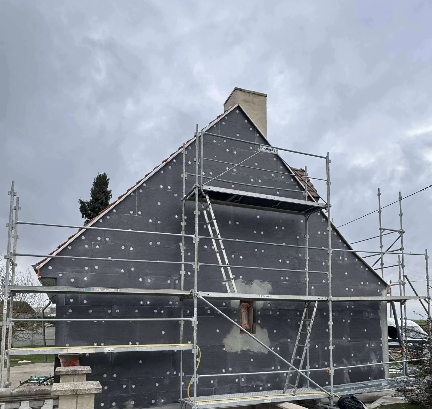 Isolation Thermique par l’Extérieur (ITE) à Chauny – Experts en rénovation énergétique dans un rayon de 40 km