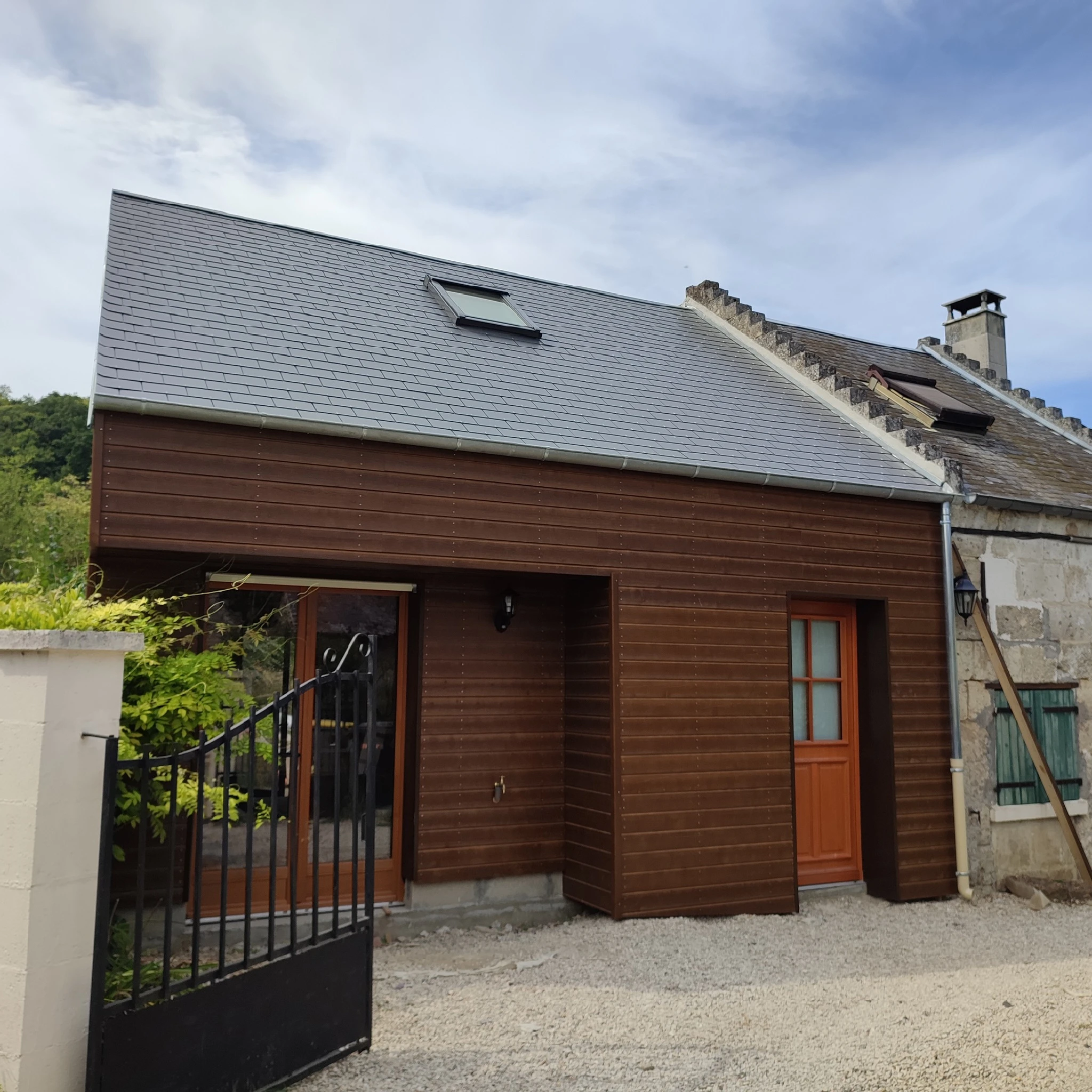 Toiture et couverture tous matériaux pour particuliers et professionnels – WOODPRO – BARTHOMEUF