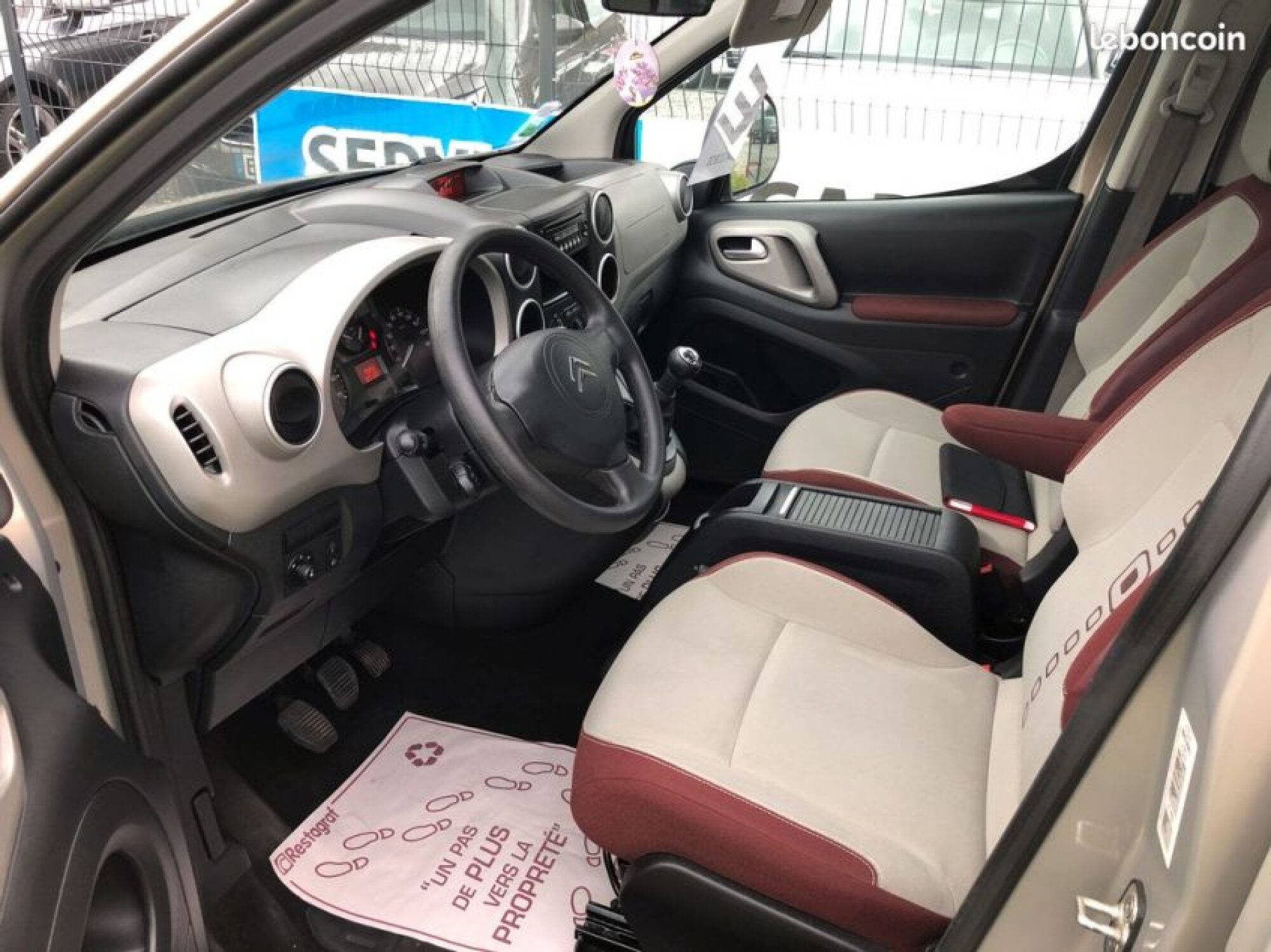 Citroën Berlingo  1.6L HDI 92 CV MODUTOP