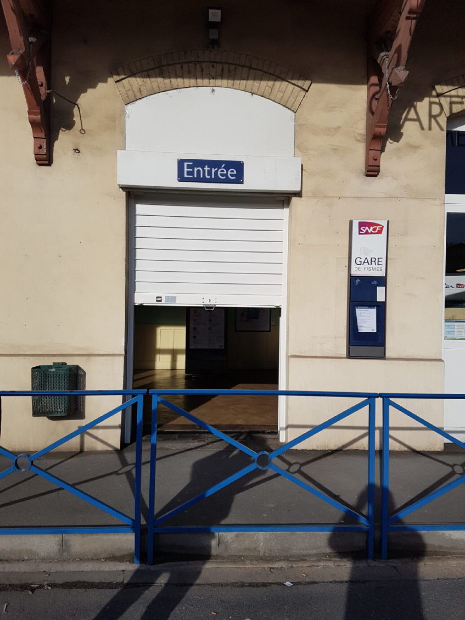 Volets solaires (manuel ou motorisé)