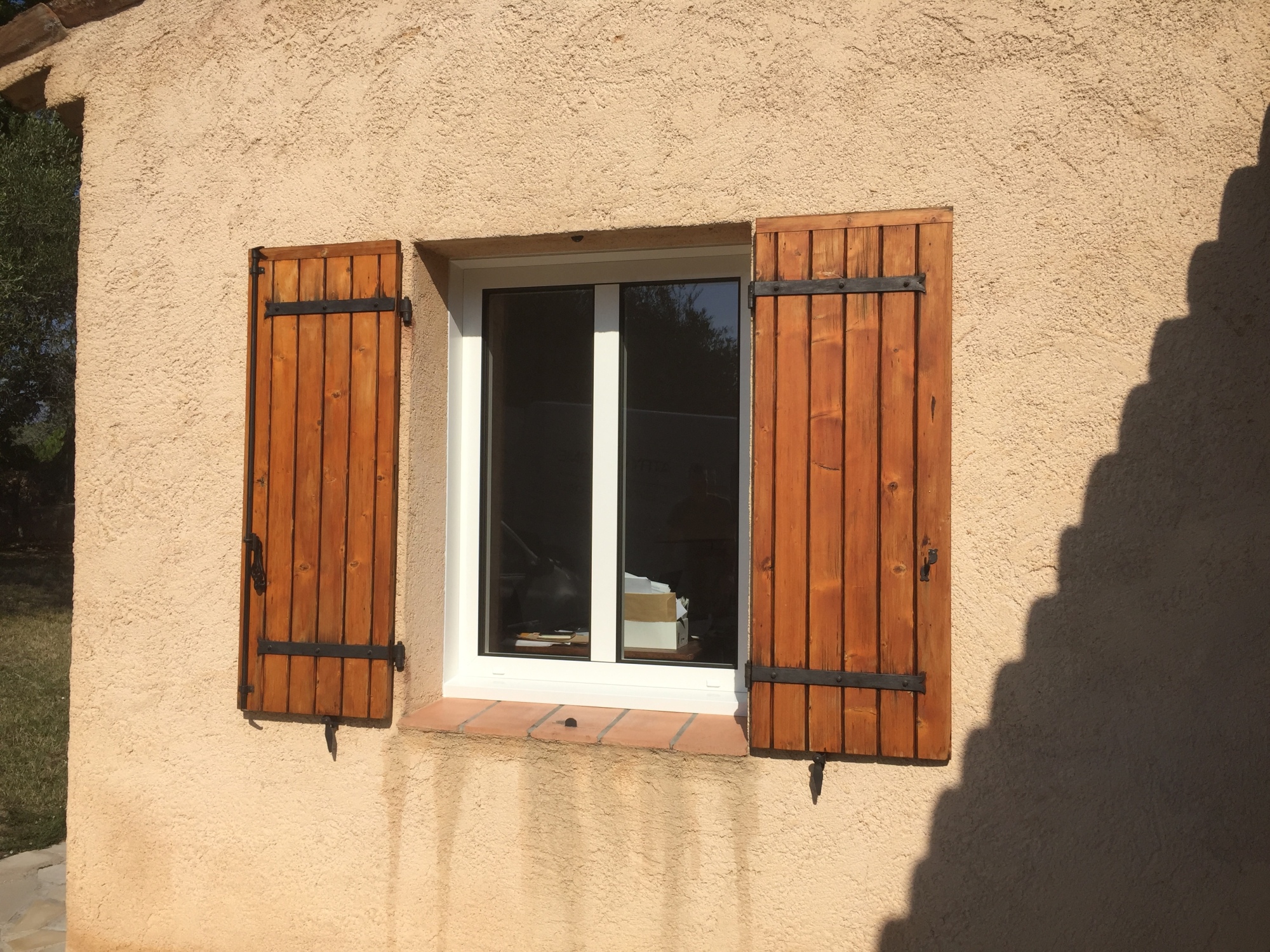 Fenêtre aluminium ouvrant à la française