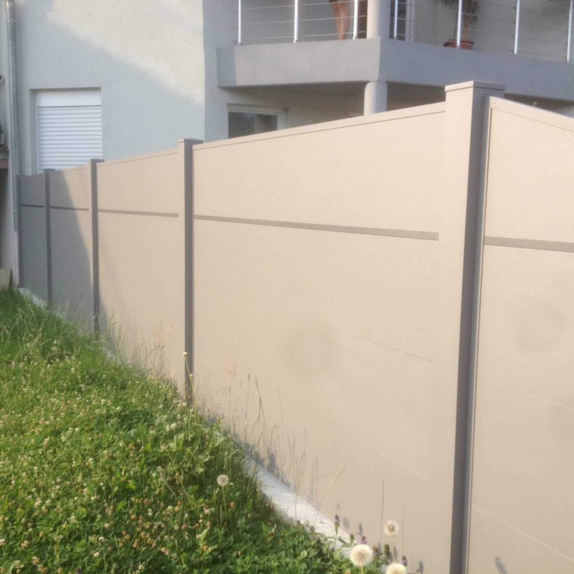 Fourniture et pose clôture aluminium