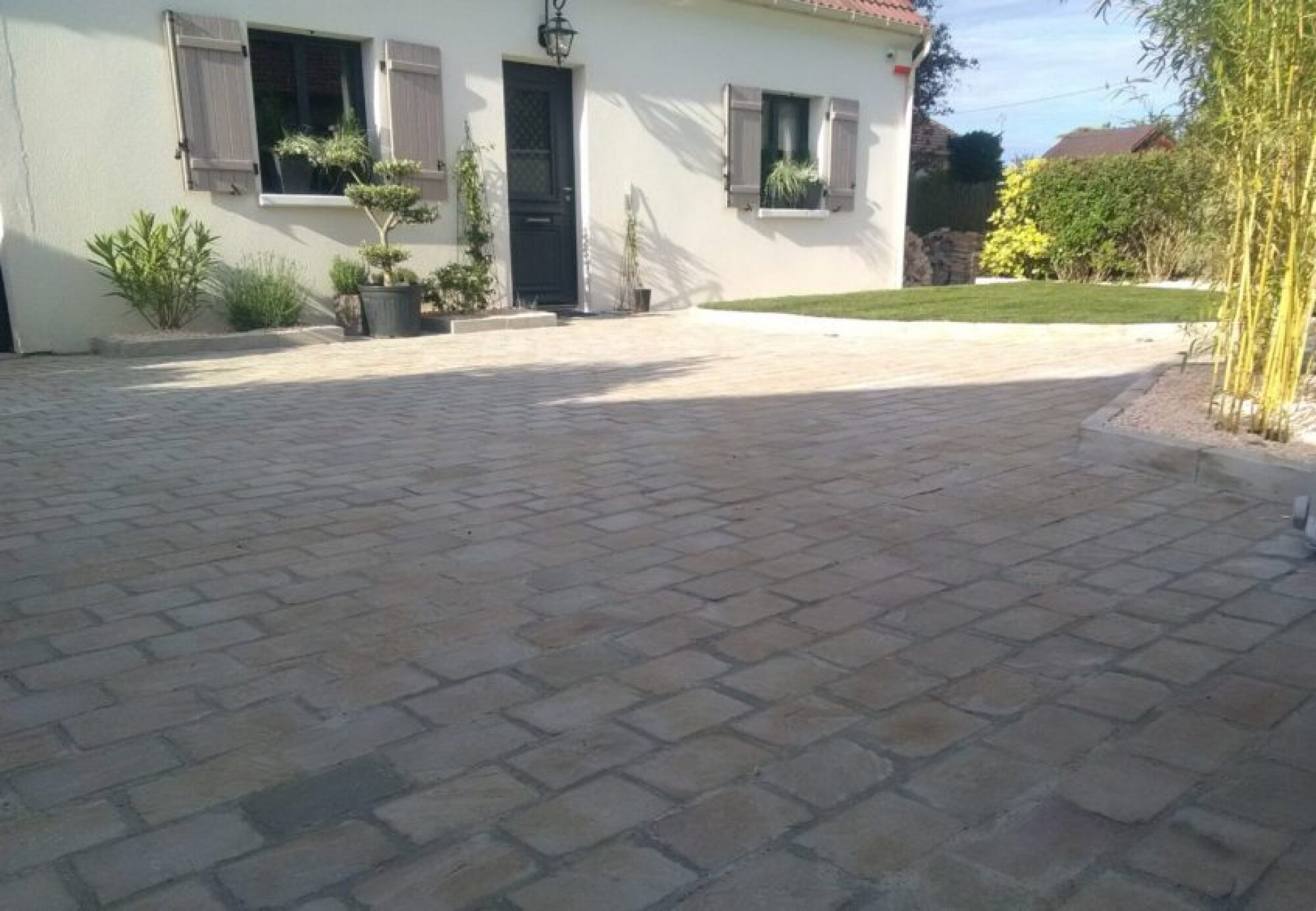 Fourniture et pose de pavés