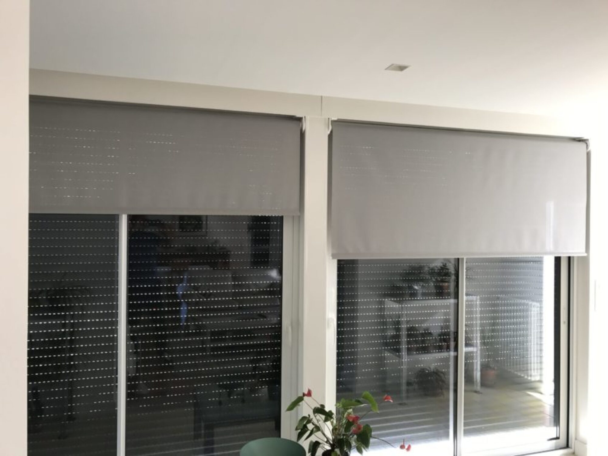 Installation store intérieur enroulable sur mesure