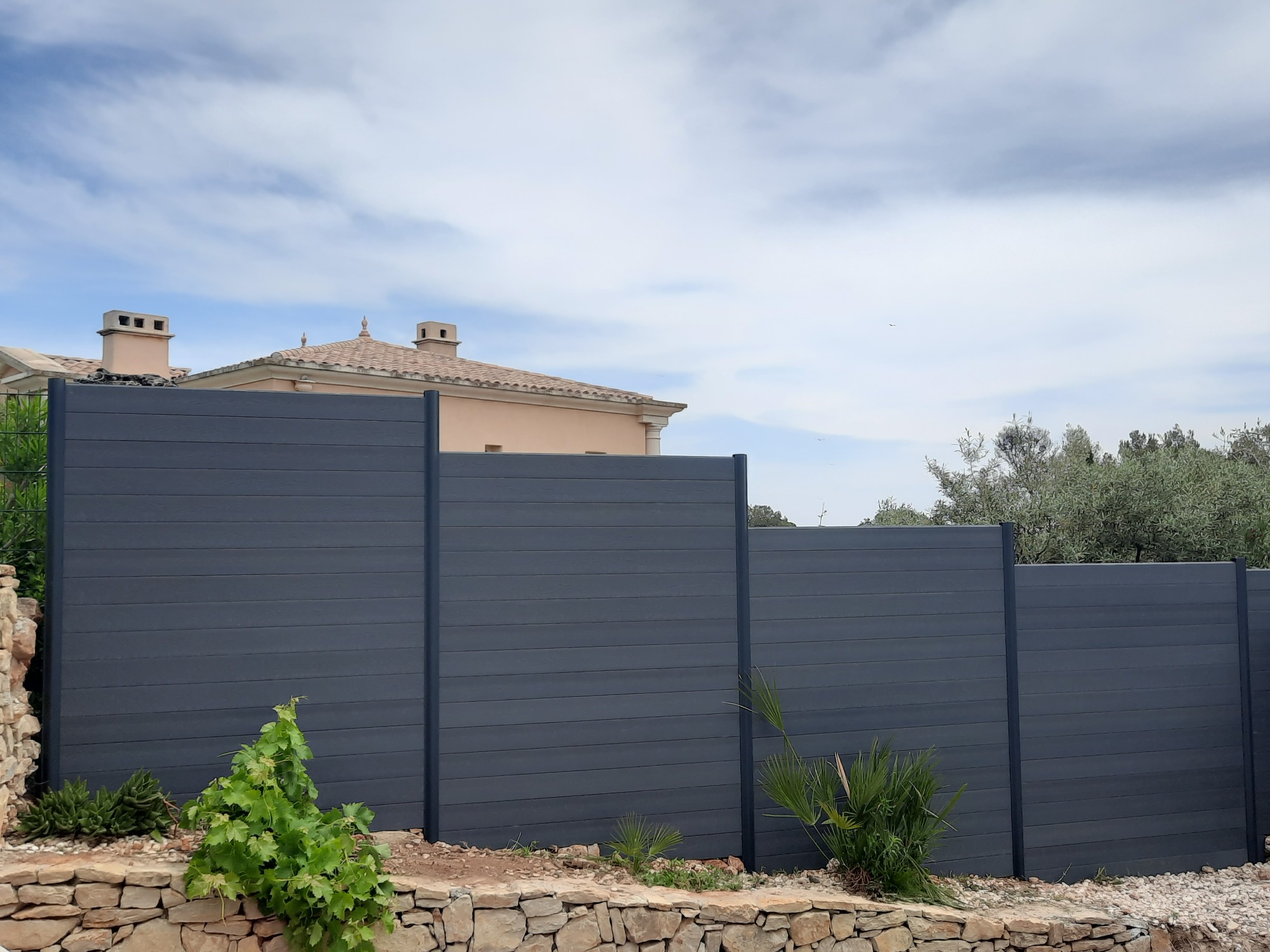 Palissade en plastique recyclé