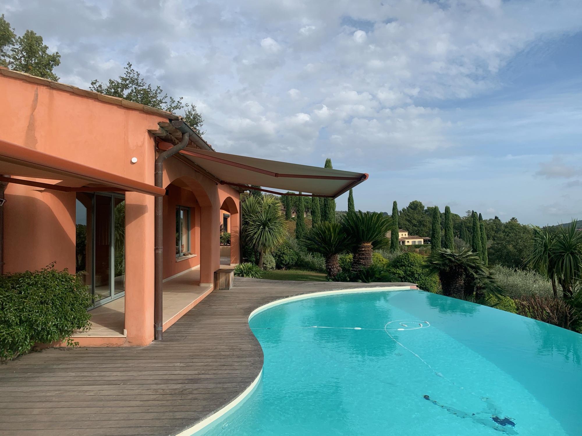 Store coffre KITANGUI