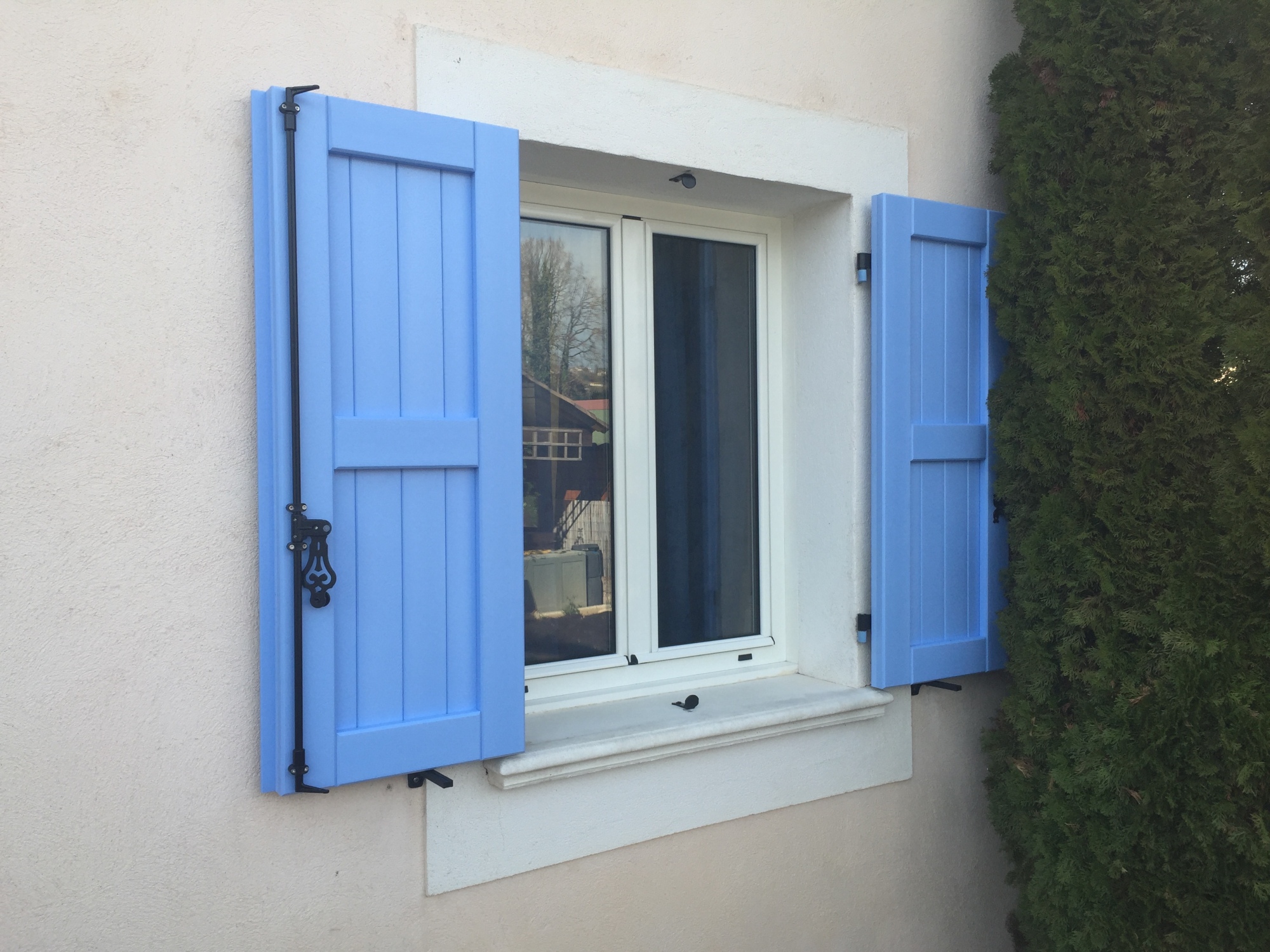 Volet battant composite