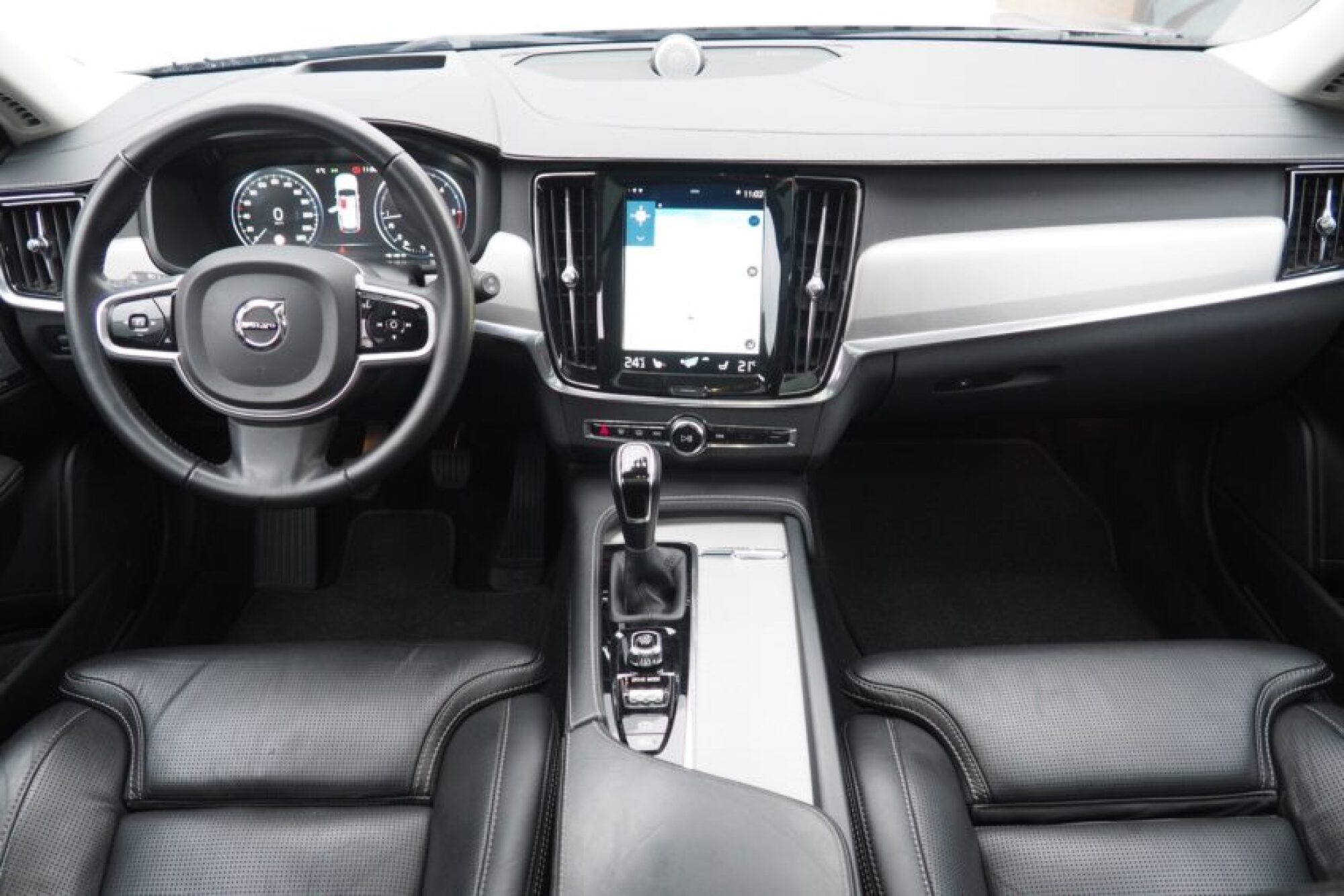 Volvo V90 Cross Country