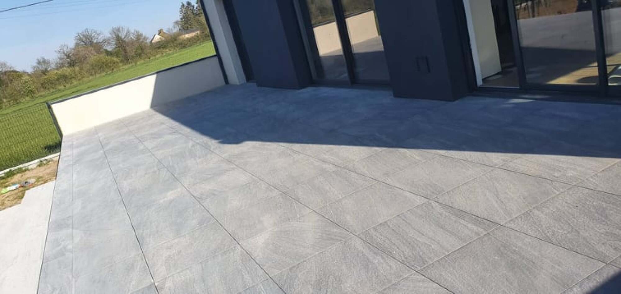 Aménagement terrasse en bois, dalle sur plot