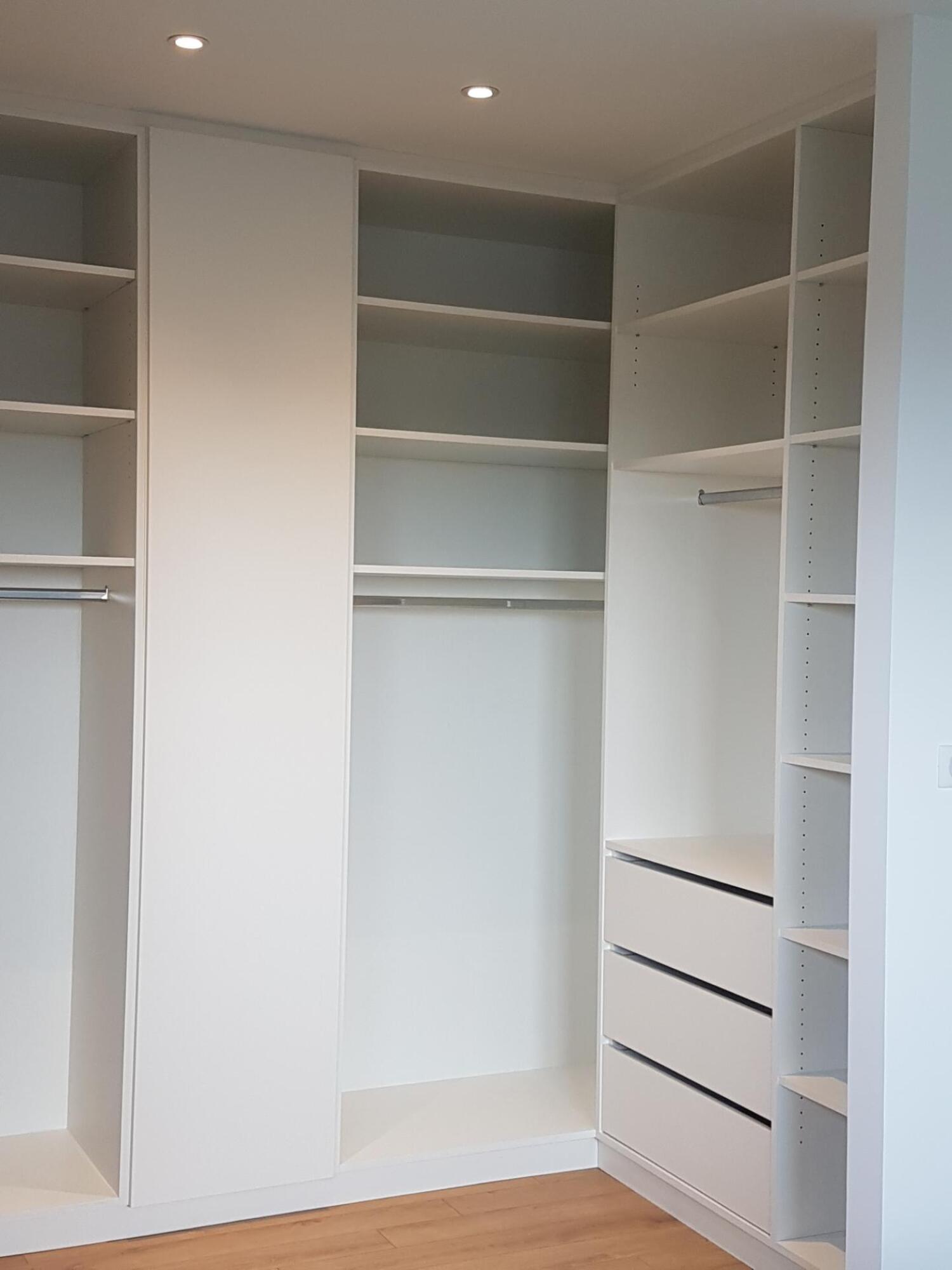 Création sur mesure penderie