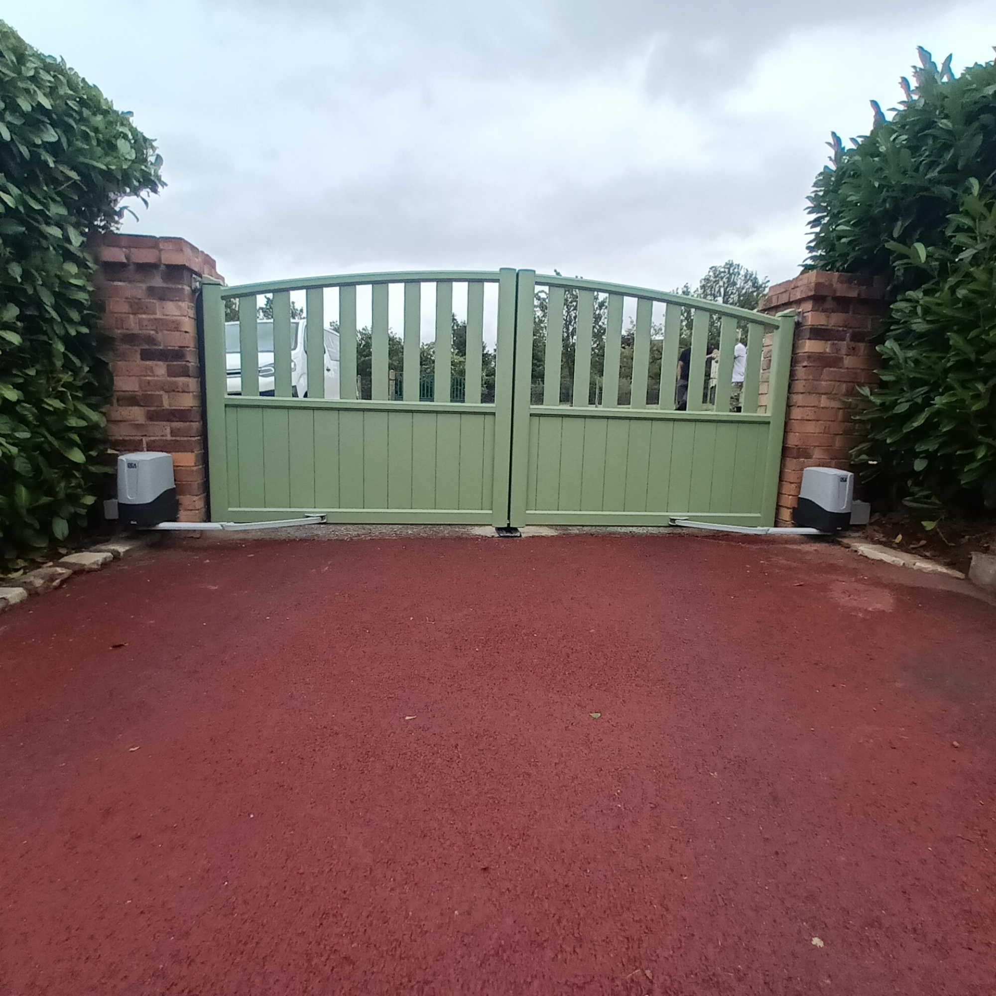 Fourniture et pose de motorisation sur portail neuf