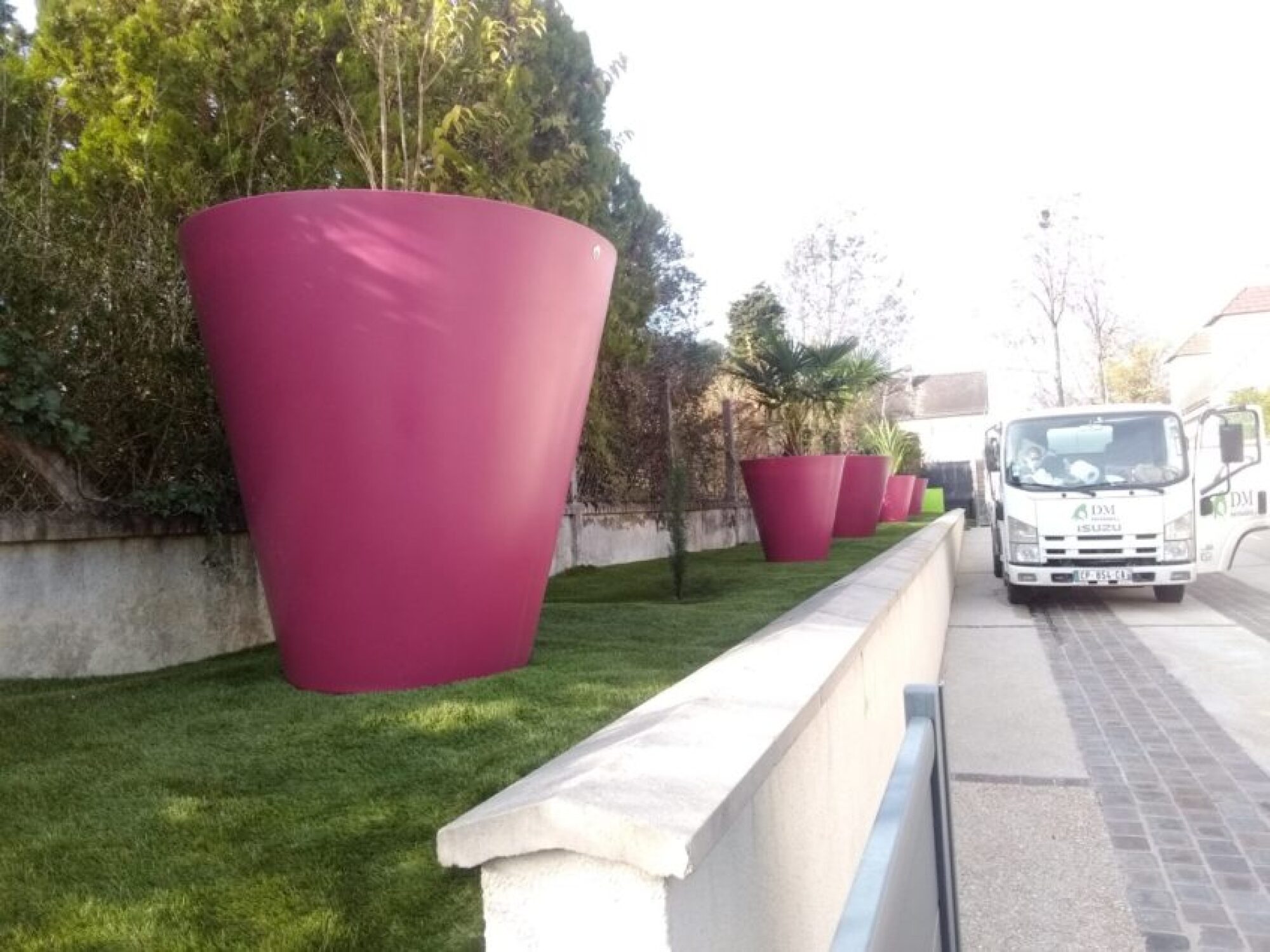 Fourniture et pose d’équipement urbain