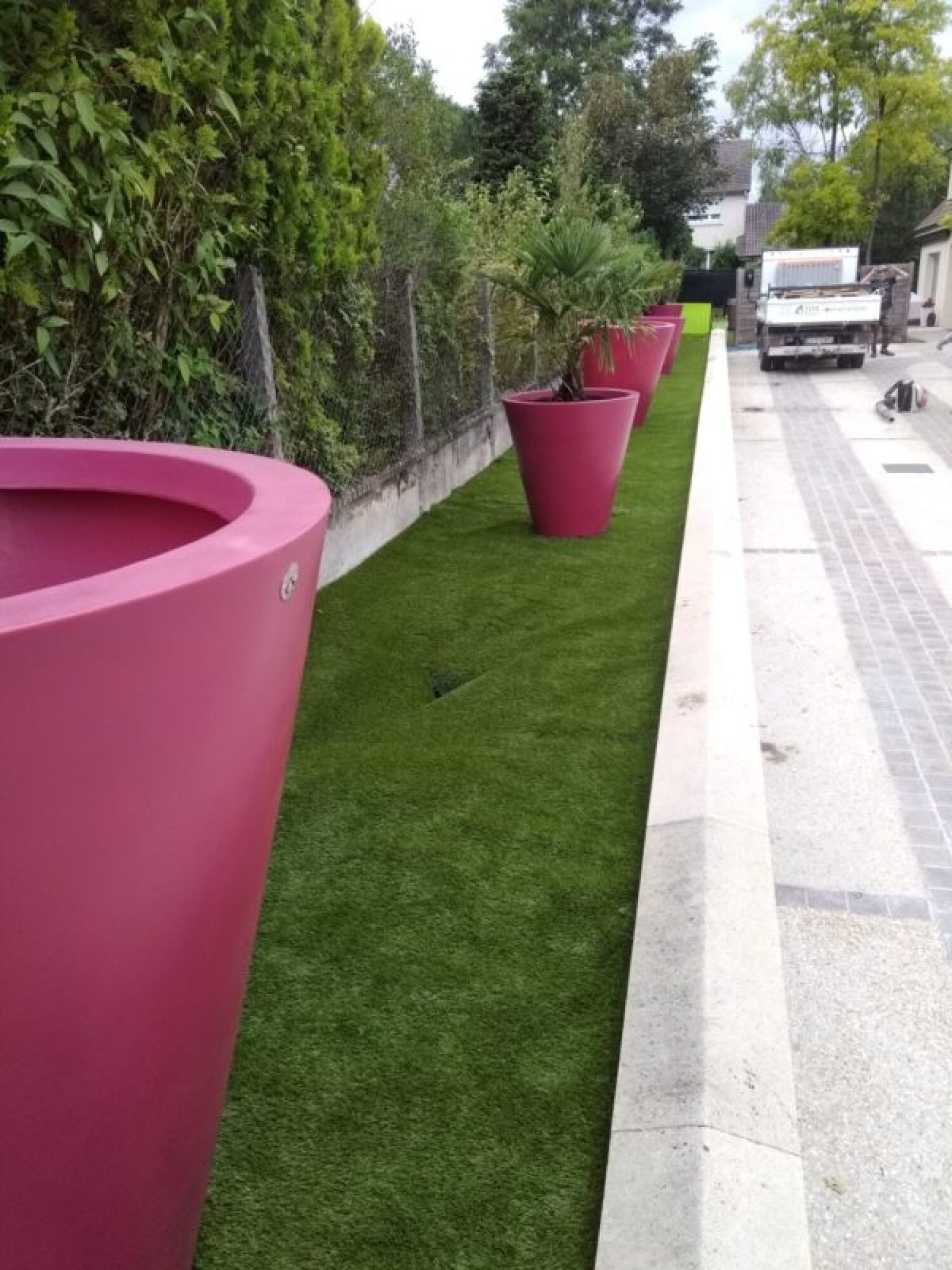 Fourniture et pose d’équipement urbain