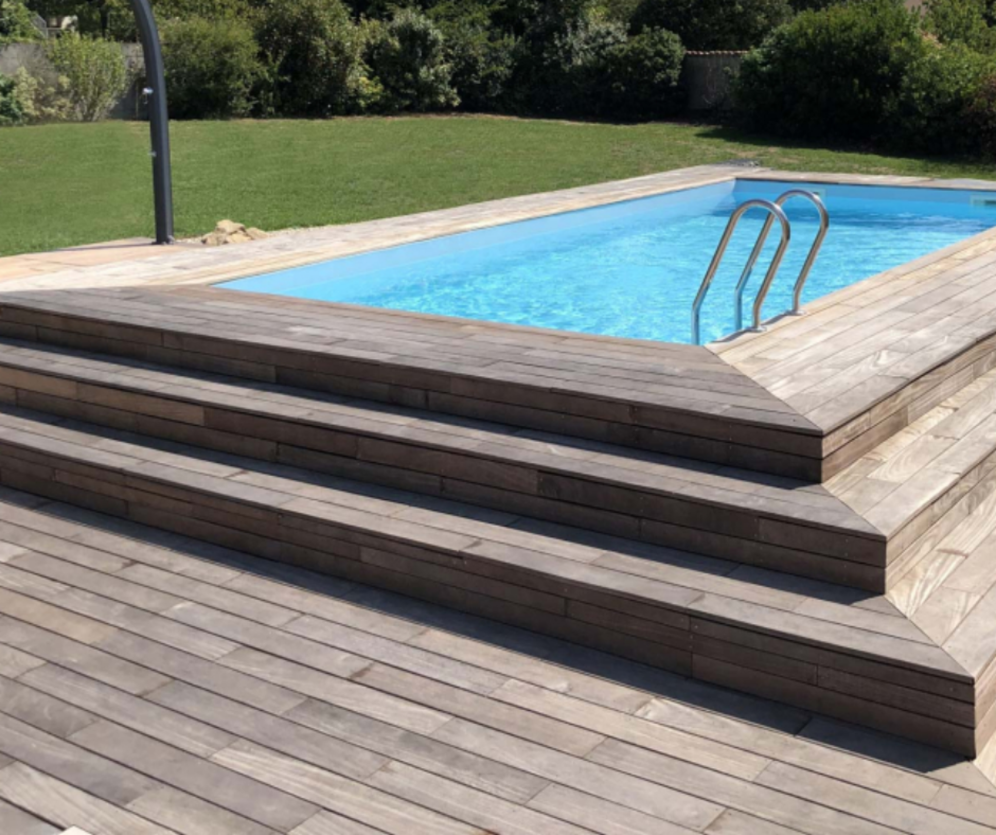 Piscine en bois rectangle 5.71 X 3.71 X 1.36 M