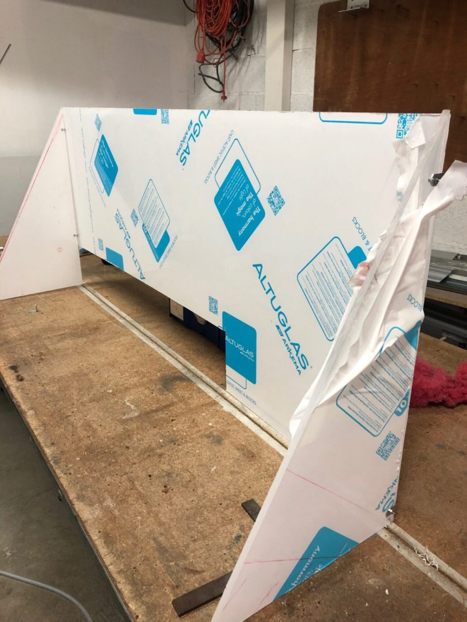 Protection plexiglass covid-19