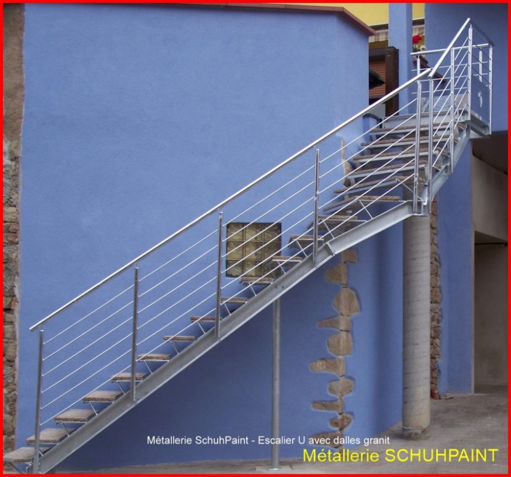 Escalier H2.5M – Marches en caillebotis 30×10 : 1 Rampe