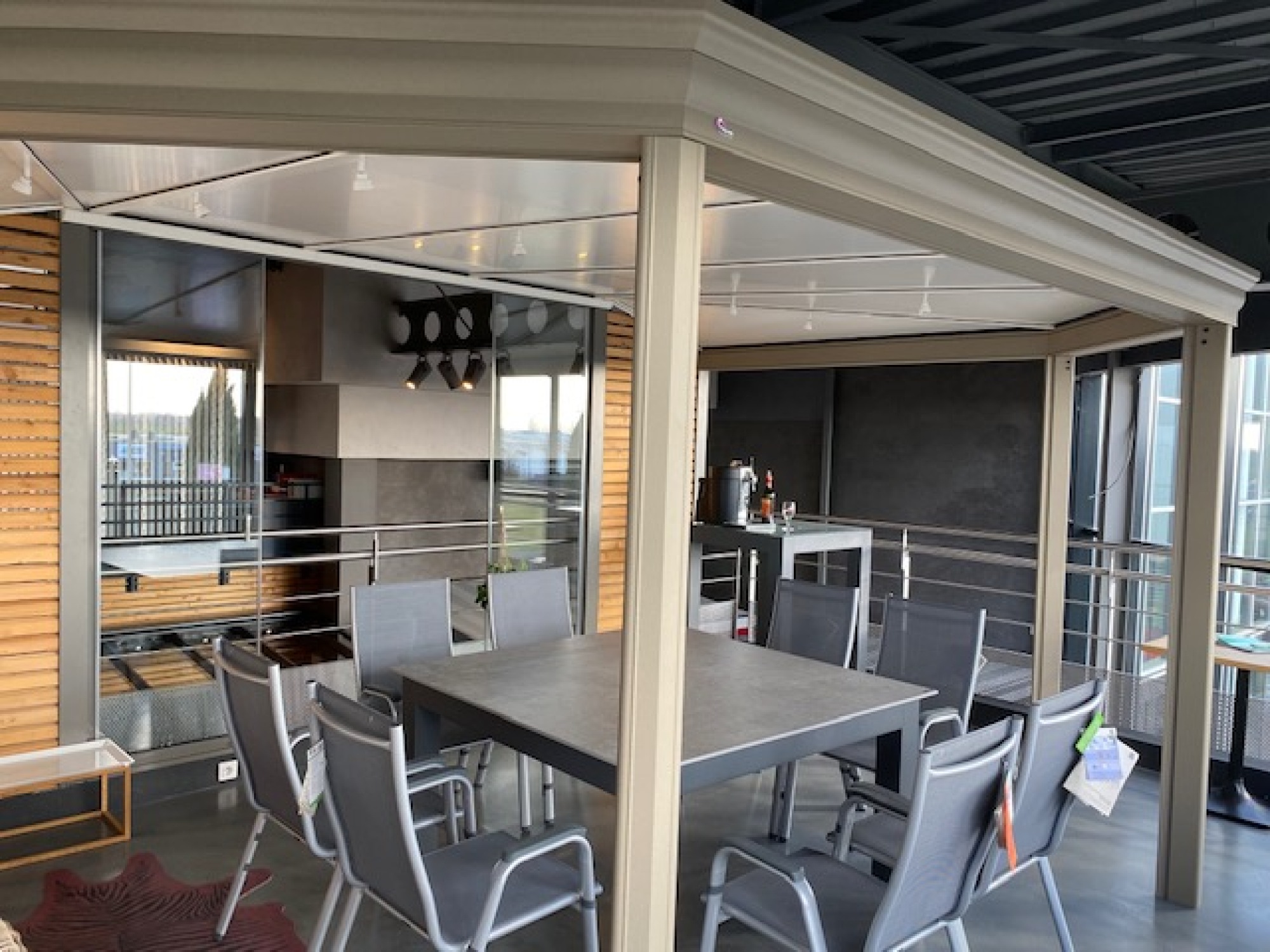 Pergolas à pans coupés